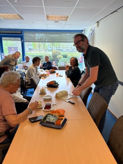 250421 Complimentenbezoek Zimmertje 2 (1)